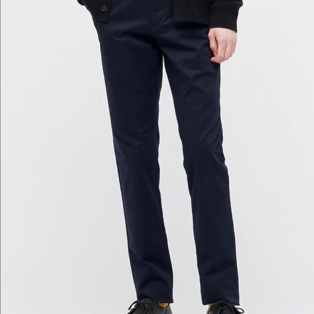 Uniqlo Slim Fit Chino Pants